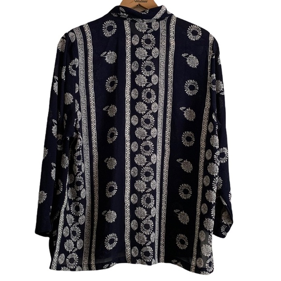 Angel Fashion Women’s Navy blue and White Printed Long Sleeve Blouse Siz… - Picture 3 of 17